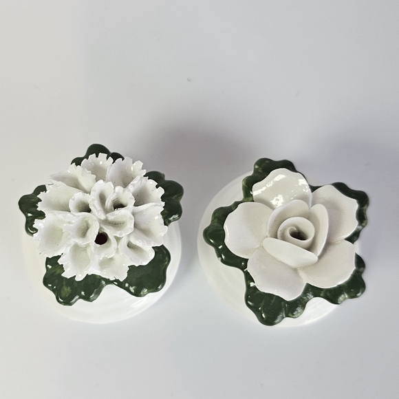 Aynsley English Fine Bone China Dainty Rose Flower Salt & Pepper Shakers - Picture 1 of 3